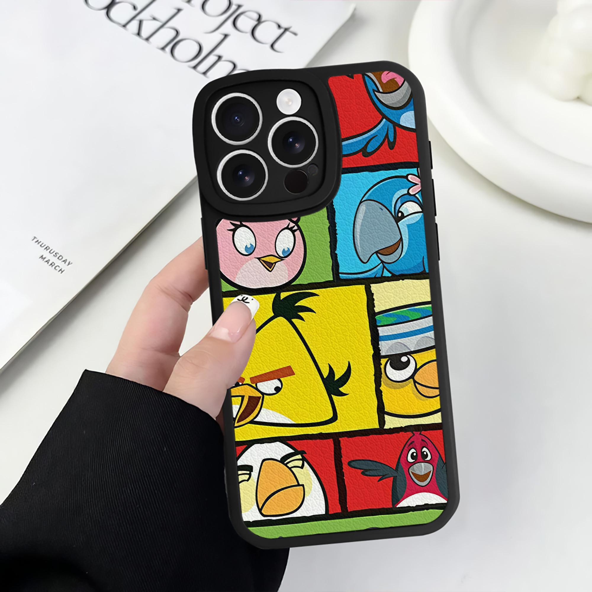 （画像用） Angry Birds アングリーバード 【iPhone 16シリーズ対応】シリコンスマホケース（レザー調） 材質：シリコン